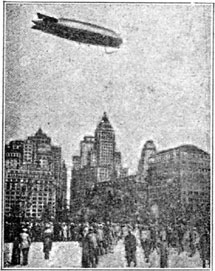 Zeppelin nad Nowym Jorkiem
