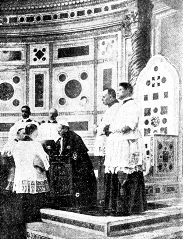 Pius XI, papież, na Lateranie